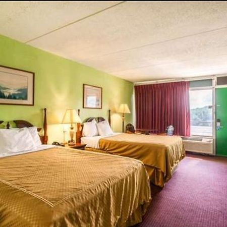 Fairbridge Inn Express Mount Vernon Renfro Valley Exterior photo